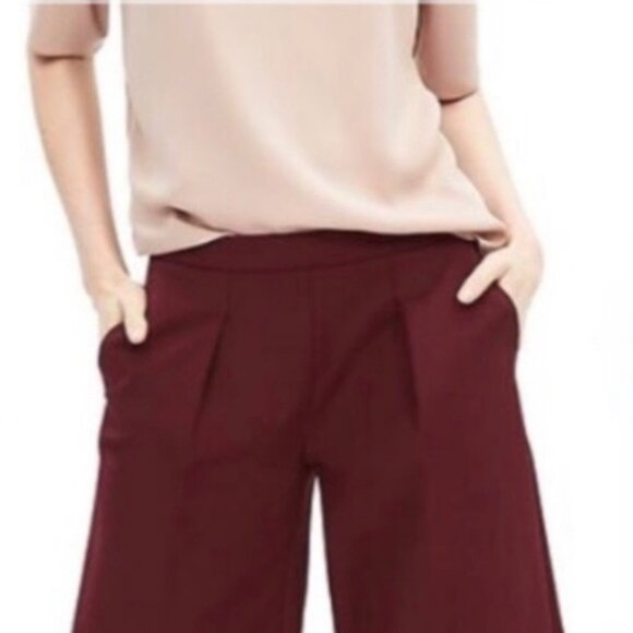 Banana Republic Monogram Pleated Gaucho Pants Black Rose 0 - Picture 2 of 16